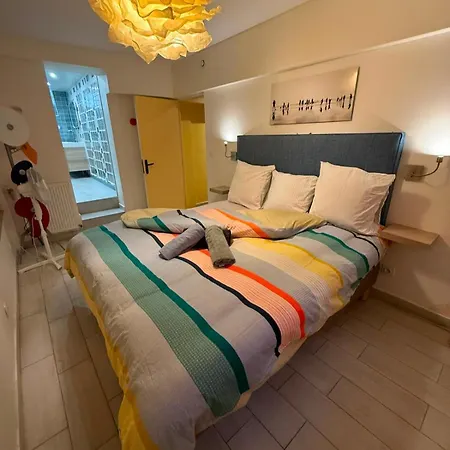 Welcome * Issy-les-Moulineaux